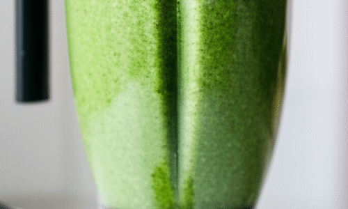 Generate a high-quality, relevant image prompt for an article about: How Much Chia Seeds in Smoothie