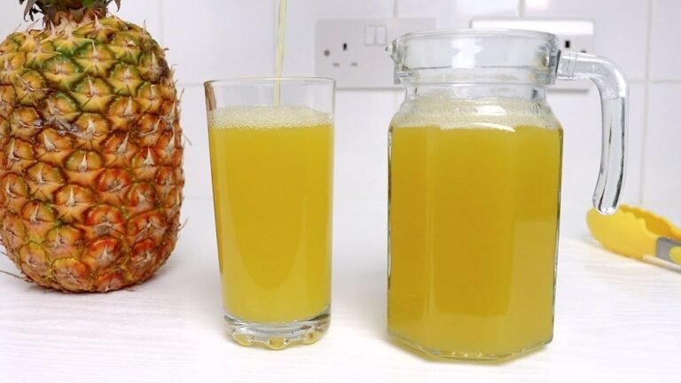 How to Make Pineapple Juice With Blender